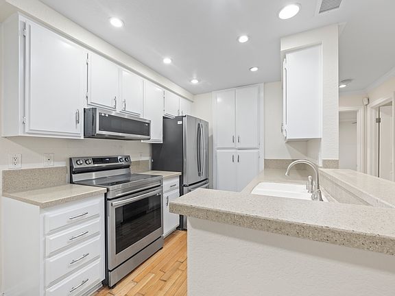 2nd image of 8715 Weybridge Pl Unit D