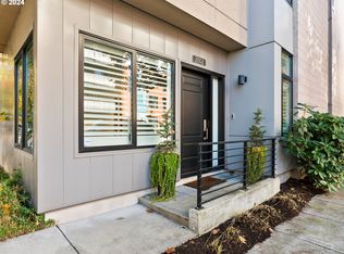 2002 NW 16th Ave, Portland, OR 97209