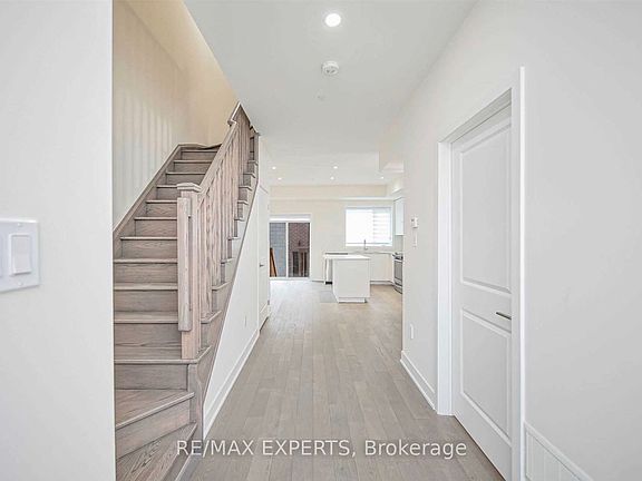 5th image of 54 William Duncan Rd