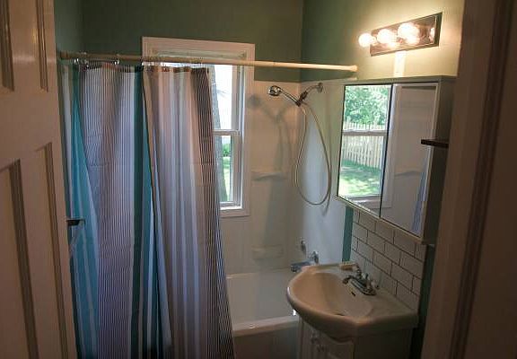 4th image of 4206 Vernon Ave S