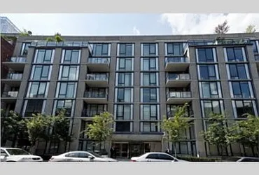 Sold by Avenue Real Estate