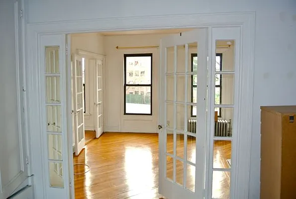 Rented by Farran & Associates | media 28