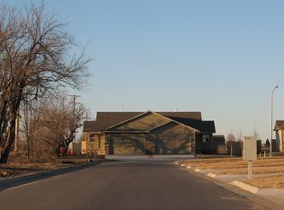 3335 N Governeour Cir, Wichita, KS 67226