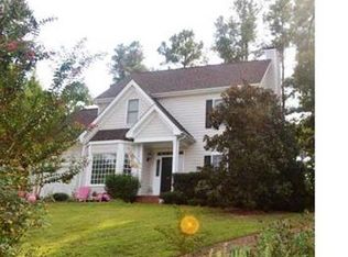 221 Avent Pines Ln, Holly Springs, NC 27540