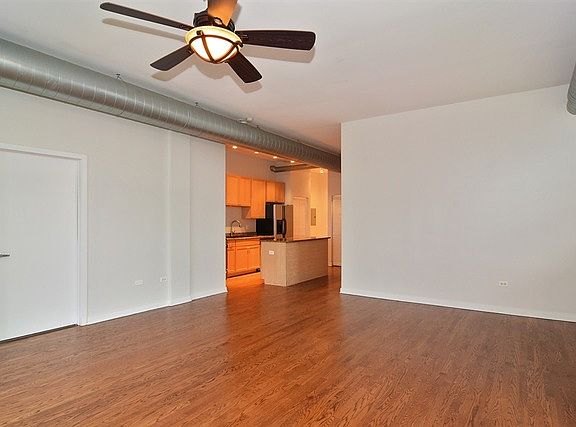 5th image of 4011 N Francisco Ave #G9