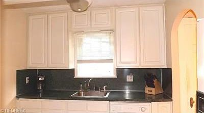 5th image of 3479 W 152nd St