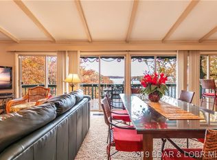 616 Navajo Rd, Lake Ozark, MO 65049