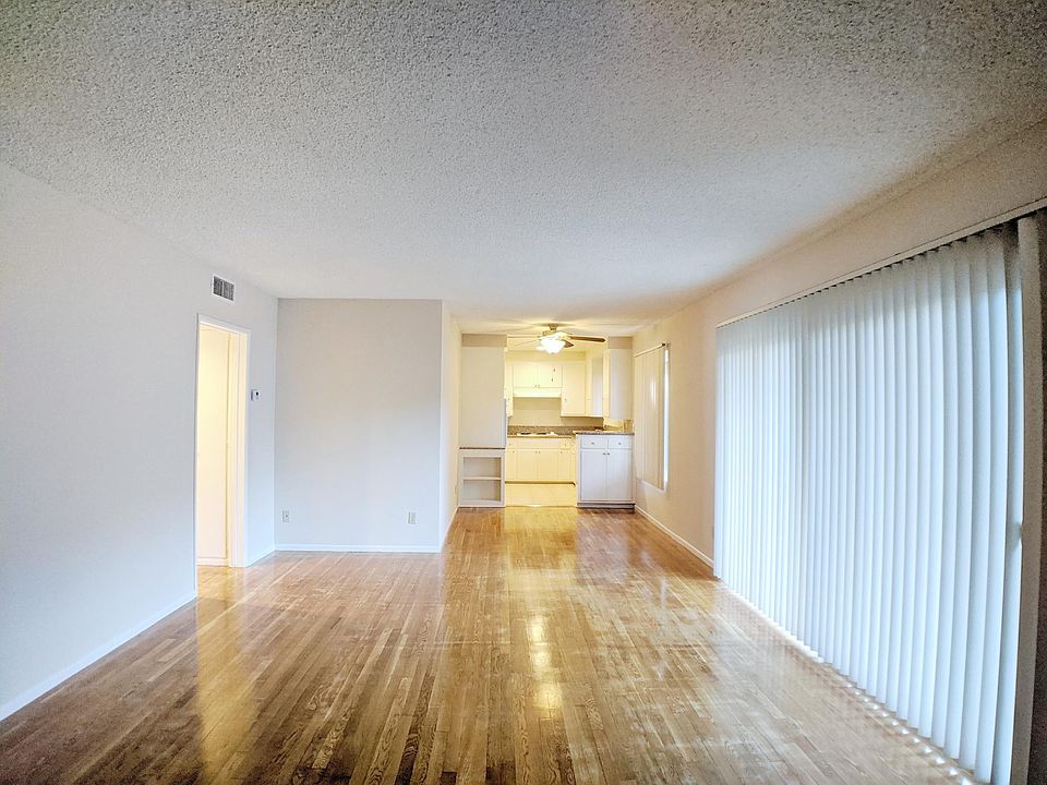 1st image of 1122 Cordova St APT 3