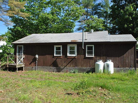 4th image of 15 Whittum Way