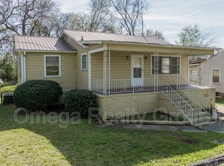809 9th St, Midfield, AL 35228