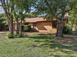 3223 Hummingbird Ln, Denton, TX 76209