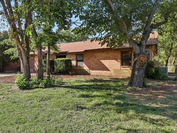 3223 Hummingbird Ln, Denton, TX 76209