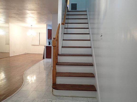 3rd image of 603 E 57th St Floor 1
