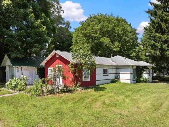 2037 S Main St, Central Lake, MI 49622