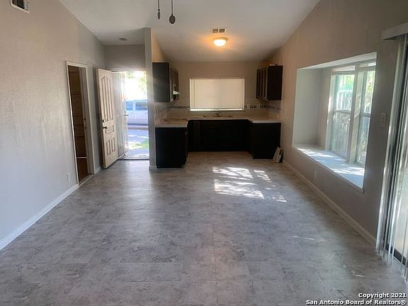 4th image of 4103 Sunrise Terrace Dr