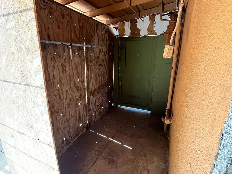 115 E Alturas St — Photo 34