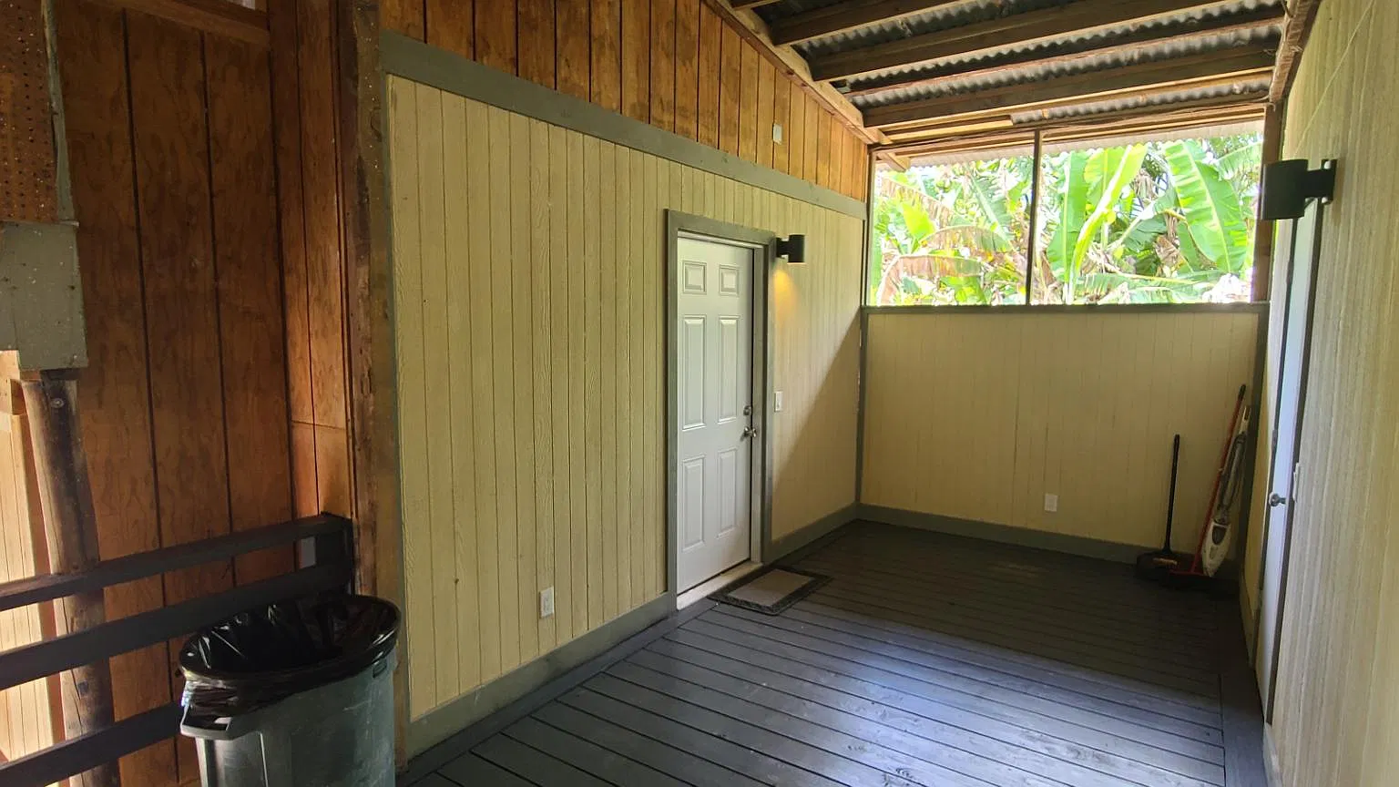 82-6087 Hawaii Belt Rd - Unit B — Photo 1