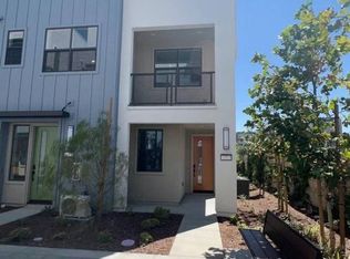 947 N Divino Privado #7, Ontario, CA 91764