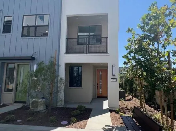 947 N Divino Privado #7, Ontario, CA 91764