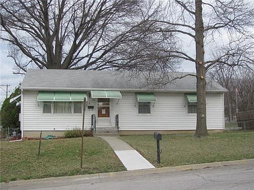 1st image of 320 N 17th St
