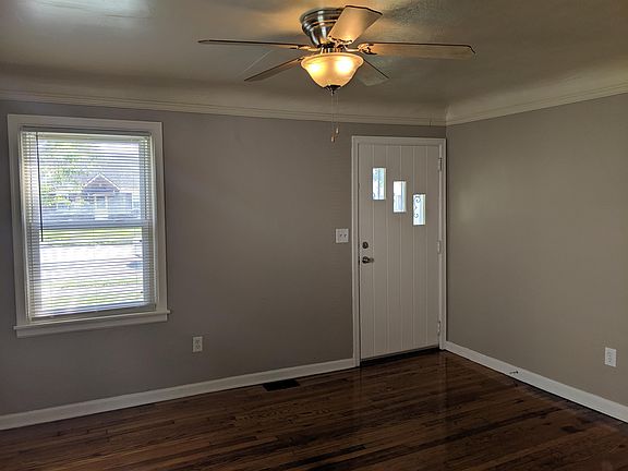 4th image of 325 W Stewart St
