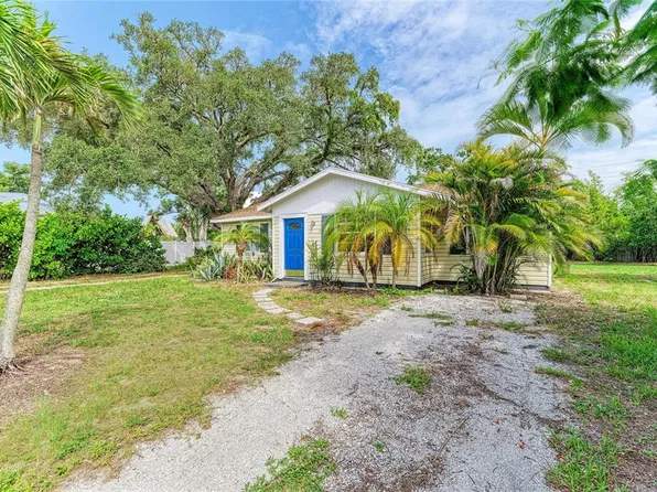1300 LOMA LINDA COURT, SARASOTA, FL 34239