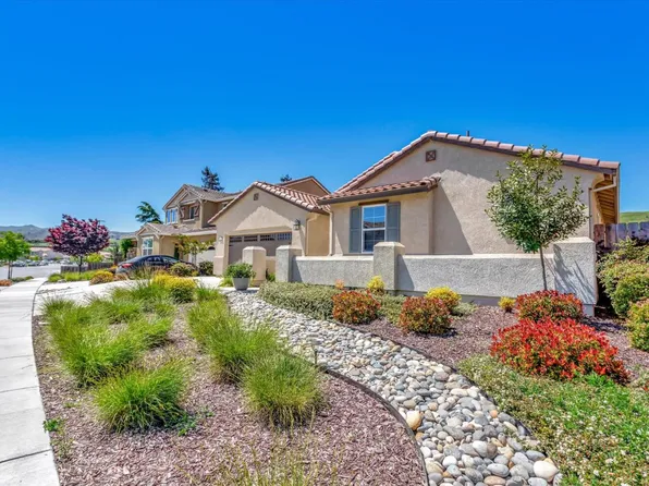 1163 3rd St, San Juan Bautista, CA 95045