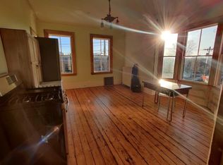 215 Washington St #2A, Somerville, MA 02143