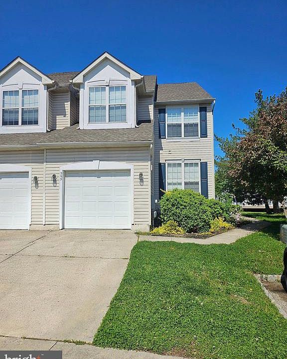 1st image of 365 Tuvira Ln