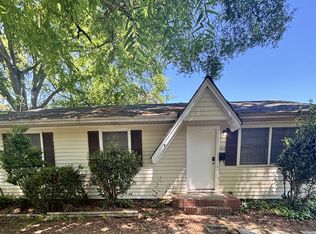 1210 Cardinal Dr, Gastonia, NC 28052