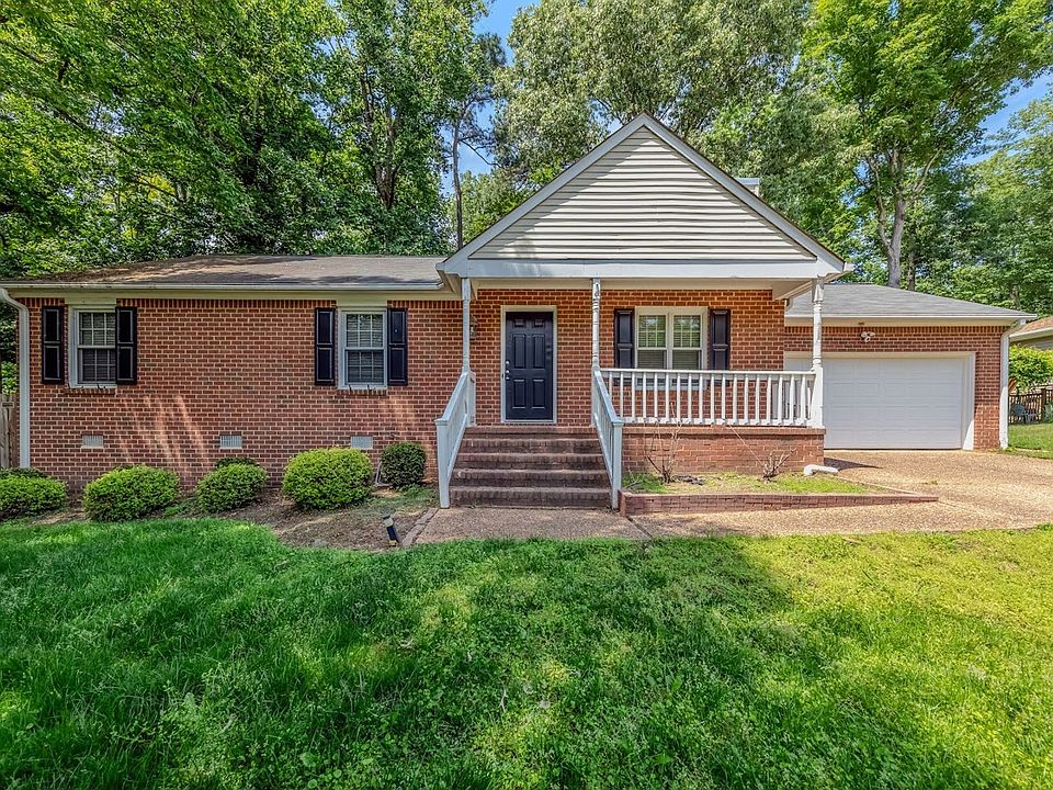 1st image of 122 Wellington Cir