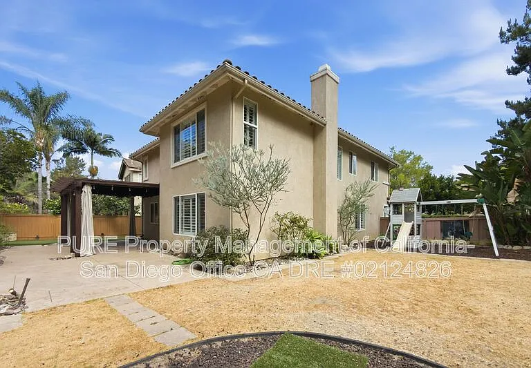 1578 Acacia Cir — Photo 21