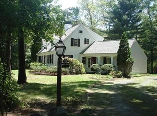 72 Old Meeting House Ln, Norwell, MA 02061