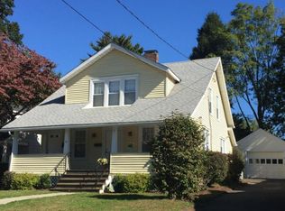 18 Brinckerhoff Ave #A, New Canaan, CT 06840