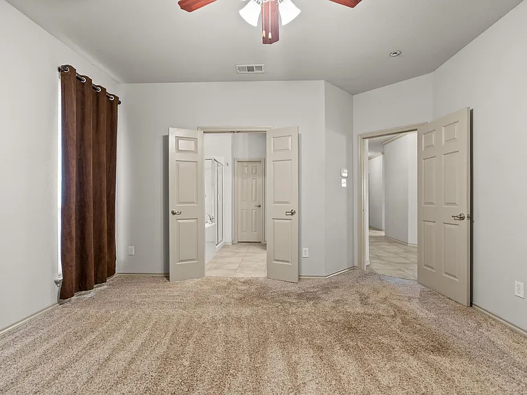 3200 Stonecrop Trl — Photo 16