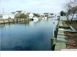 229 Fernwood Dr, Bayville, NJ 08721
