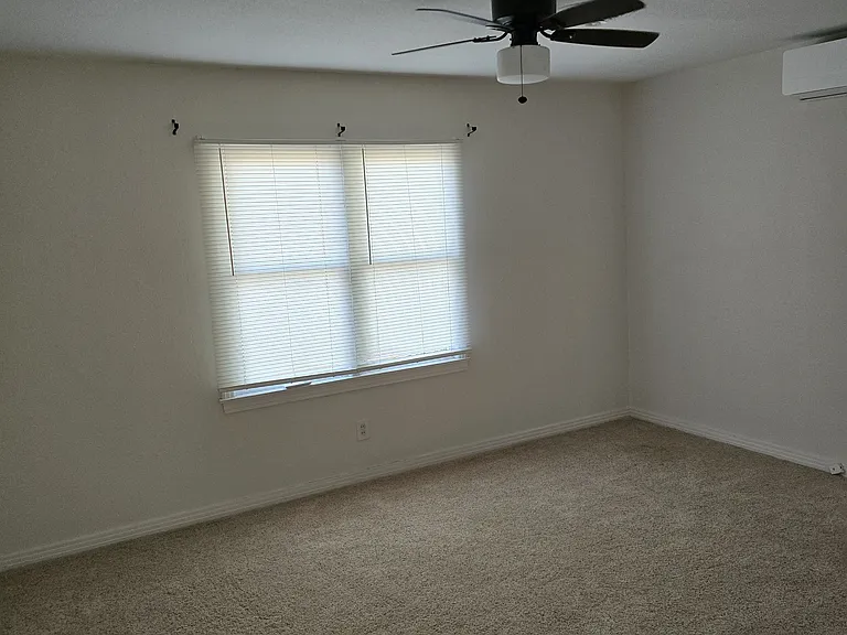 1306 Mount Vernon Ave — Photo 5