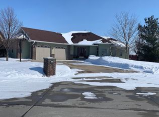 1085 Kingwood Rd, Harlan, IA 51537