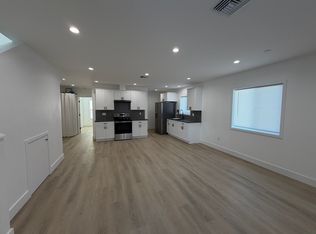 14014 Hubbard St, Sylmar, CA 91342