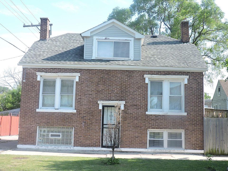 1st image of 5301 S Damen Ave