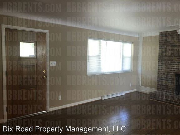 3rd image of 5429 Songbird Dr