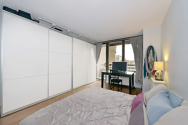 Sold by Thrasher Real Estate | media 13
