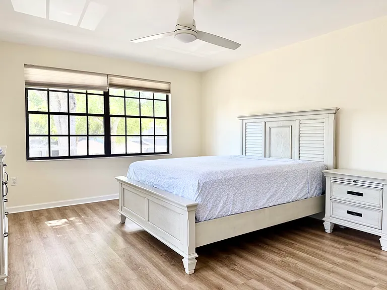 780 Meadowland Dr #J — Photo 13