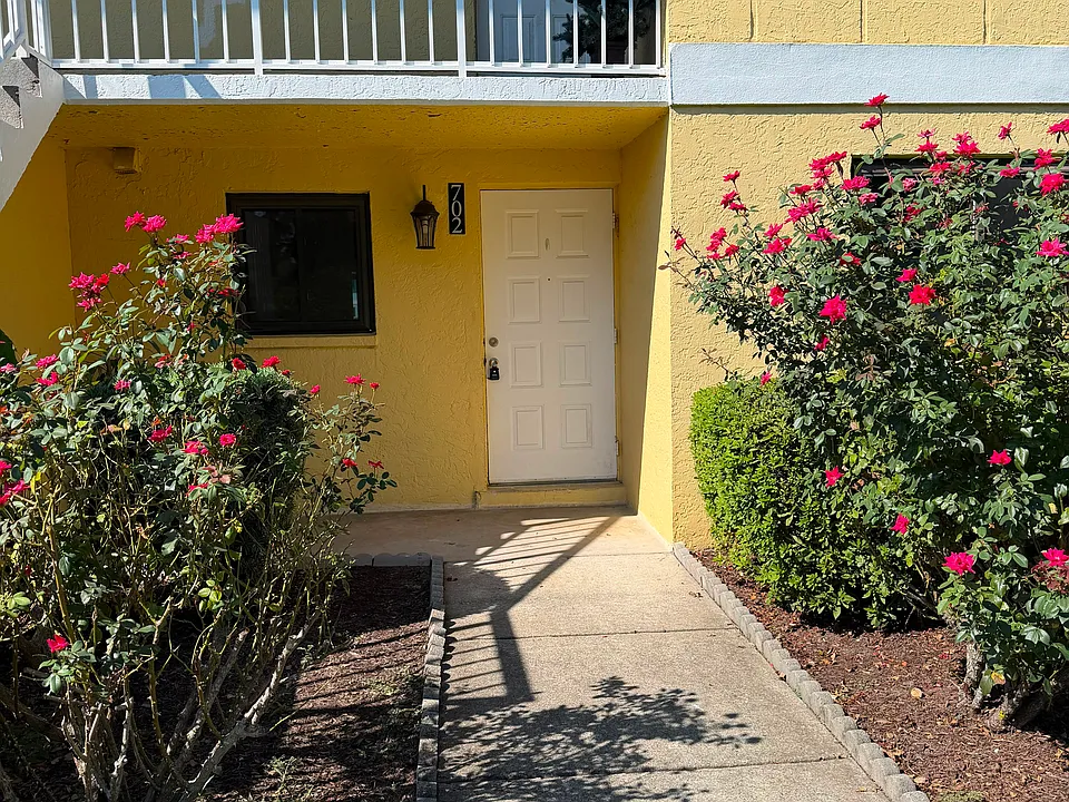1301 Pridgen Rd #702
