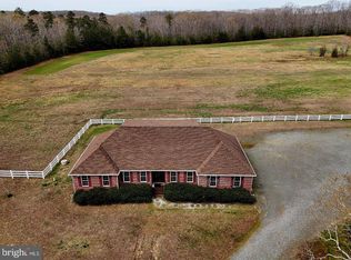 2383 Rappahannock Rd, Oak Grove, VA 22443