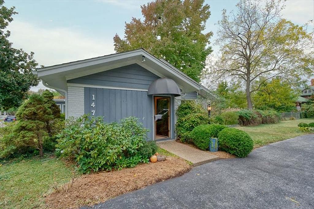 1475 E Catalpa St, Springfield, MO 65804 Zillow