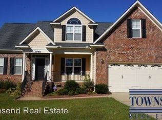 3940 Nikita Dr, Hope Mills, NC 28348