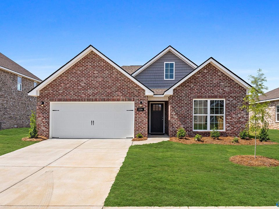 1st image of 226 Irish Hill Dr