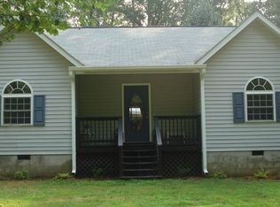 333 Eagle View Ln, Bumpass, VA 23024