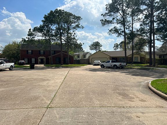 4th image of 2819 Bowden Ct